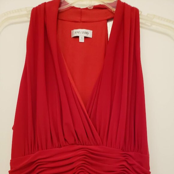 Jone New York ...Little Red Halter Dress - Picture 2 of 9